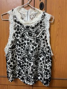 Lace Embellished Sleeveless Top