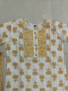 Women Cotton Kurti Pant Dupatta Combo Set