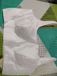 golden saree with white blouse