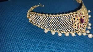 Necklace Set Ad Stones