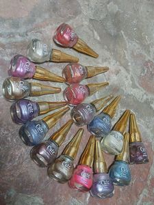 Cute Nail Enamel Set of 17 bottle
