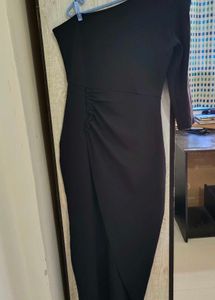 One-Shoulder Black Midi Dress