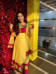 Anarkali Kurta Set with yellow color duppa