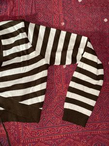 brown White Shrug Aesthetic