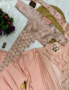 TRENDY PEACH SAREE💕