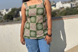 Green Printed Sleeveless Top