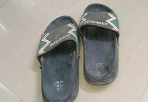 Profoam Black Slides