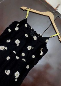 Black ⚫Floral Print Midi Dress For 34 Bust