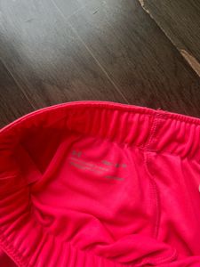 UNDER ARMOUR GYM SHORTS