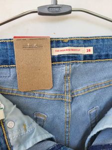 H&amp;M 725 High Rise Bootcut Jeans Blue /28