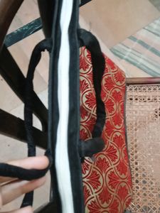 Avaasa Handbag
