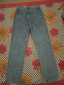 High-Rise Simplicity Straight Jeans