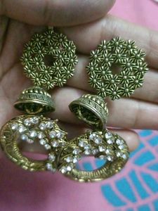 combo of golden jhumri and Studs earring