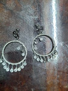 Earings