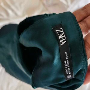 zara blouson backless satin top