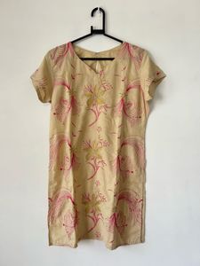 Beige Kurta Set with Pink Chudidar
