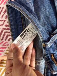Levis Slim Fit Jeans