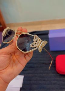 🇮🇹 Gucci Imported Rhinestone Sunglasses