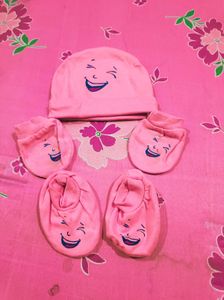Set Of Romper And Mittens