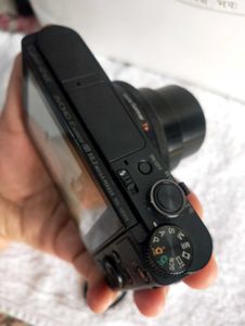 Sony DSC-HX90V Camera