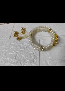Indian Ethnic Pearl &amp; Kundan Flower Bracelet