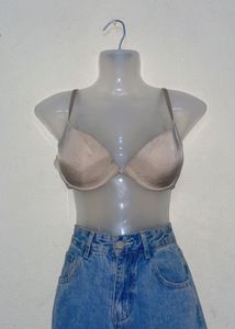 H&amp;M Nude Bra
