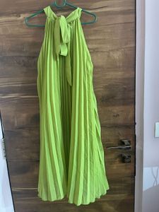 Halter Neck Pleated Dress