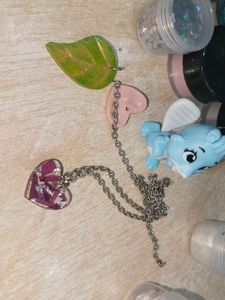 resin heart locket