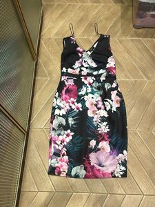 Beautiful Sleeevless Dress