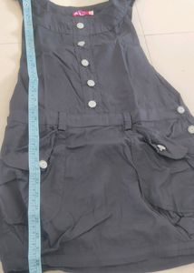 Gorgeous short black dungaree with inner top