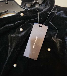 Vero Moda party  Velvet Pearl Top
