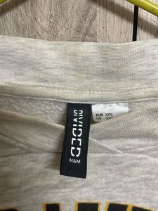 H&amp;M Sacramento Crop Top