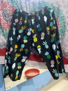 Pineapple Printed 2/3 Casual Cotton Pant