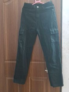Black Cargos