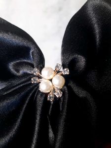 Pretty Hair Bow (Black)🖤