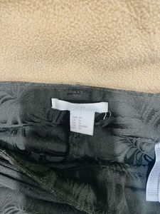 🌈H&amp;M High-Waisted Oilve Green Trouser