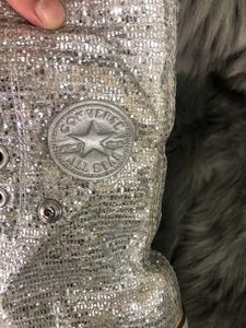 Sliver Converse