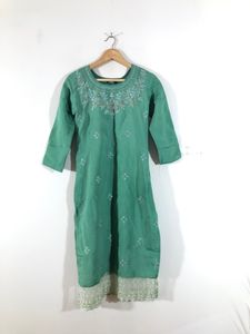 Sea Green Emboridered Kurta Set(Women’s)