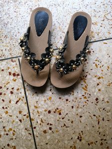 Flower Strip Women&#39;s Footwear