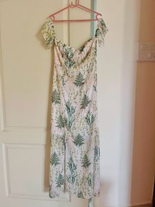 SASSAFRAS Pretty White Off-Shoulder Slit Dress