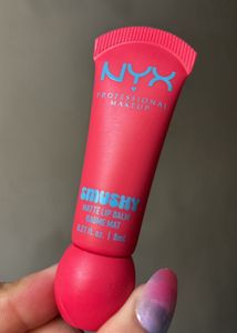 Nyx Smushy Soft  Matte Lipbalm :- Sassy Stuff