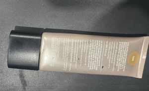 Smashbox Halo Tinted Moisturizer shade - TAN