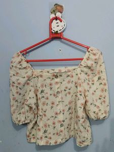 Floral Puff Sleeve Blouse