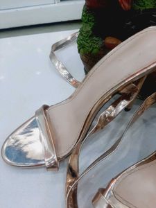 Indo Western Golden Colour Steppy Heels