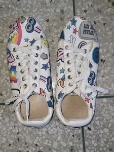 LUNA BLUE WESTSIDE SNEAKERS 40 SIZE.