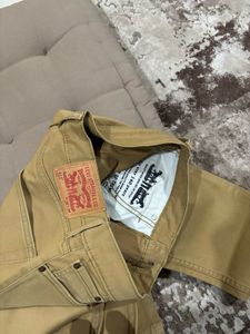 Levi&#39;s 511 Khaki Jeans
