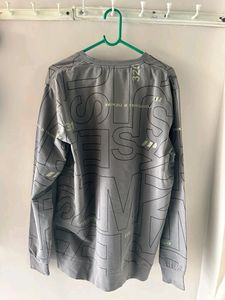 Zommie & Co. Grey Sweatshirt