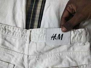 H&amp;M BRANDED WHITE CARGO/MOM FIT !!