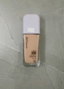 Maybelline super stay foundation