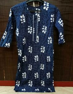 Blue &amp; White Leaf Print Kurti
